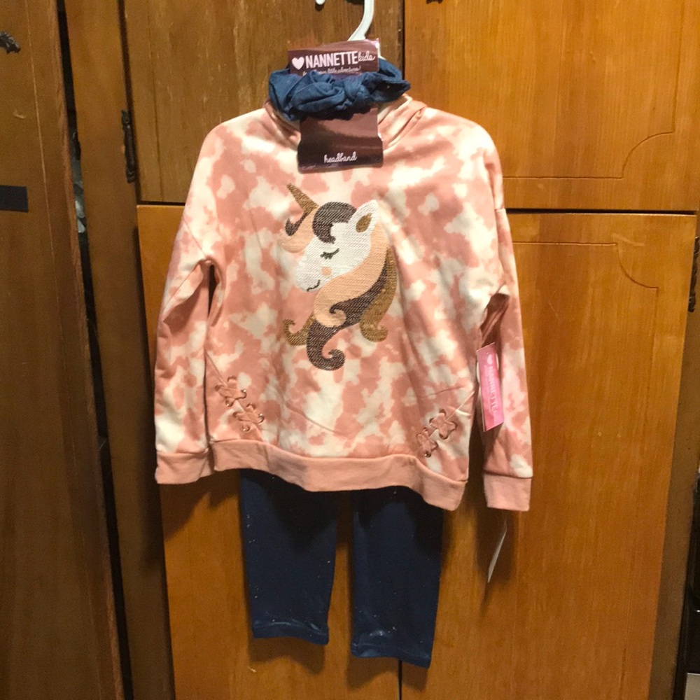 Girls unicorn set with hair scrunchie